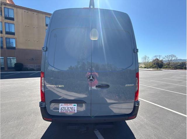 2025 Mercedes-Benz Sprinter 2500 Standard Roof 4-Cyl Diesel HO