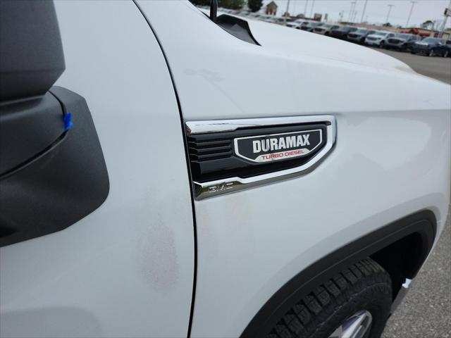 2026 GMC Sierra 1500 Crew Cab, Short Bed, SLT, 4WD
