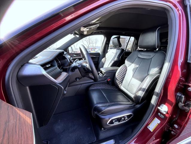 2025 Jeep Grand Cherokee Summit 4x4