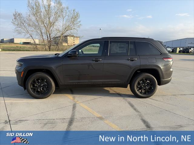 2026 Jeep Grand Cherokee GRAND CHEROKEE LAREDO ALTITUDE 4X4