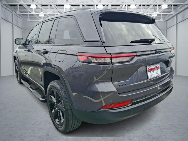 2023 Jeep Grand Cherokee Altitude 4x4 2023 Jeep Grand Cherokee Altitude 4x4