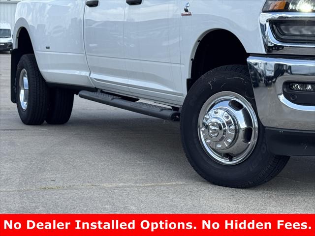 2026 RAM Ram 3500 RAM 3500 TRADESMAN CREW CAB 4X4 8 BOX