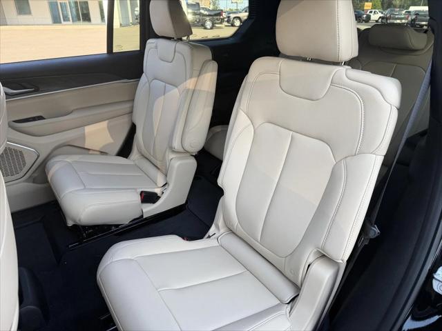 2026 Jeep Grand Cherokee Limited 4x2