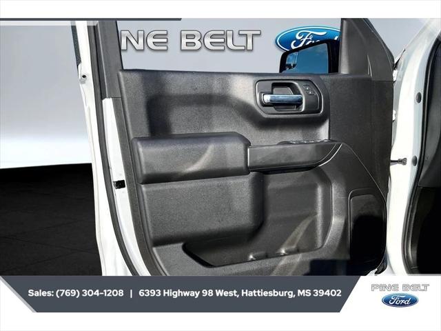 2022 Chevrolet Silverado 1500 4WD Crew Cab Short Bed Custom Trail Boss