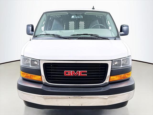 2024 GMC Savana Cargo RWD 2500 Regular Wheelbase Work Van