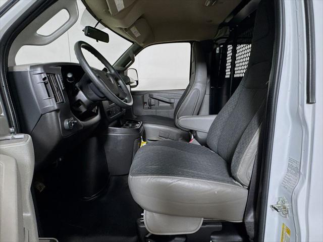 2024 GMC Savana Cargo RWD 2500 Regular Wheelbase Work Van