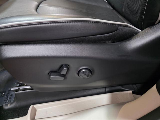 2024 Chrysler Pacifica Limited AWD