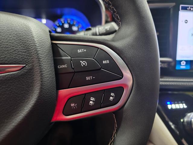2024 Chrysler Pacifica Limited AWD