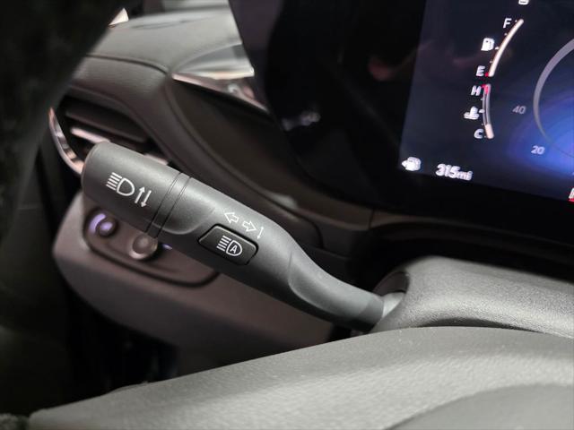 2026 Buick NV Preferred FWD