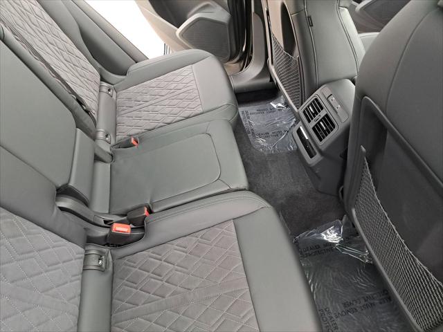 2025 Audi SQ5 Premium Plus TFSI quattro S tronic