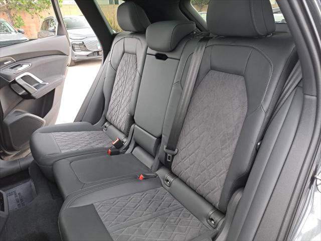 2025 Audi SQ5 Premium Plus TFSI quattro S tronic