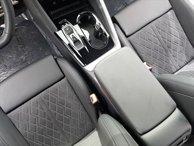 2025 Audi SQ5 Premium Plus TFSI quattro S tronic