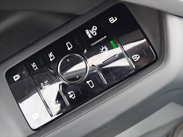 2025 Audi SQ5 Premium Plus TFSI quattro S tronic