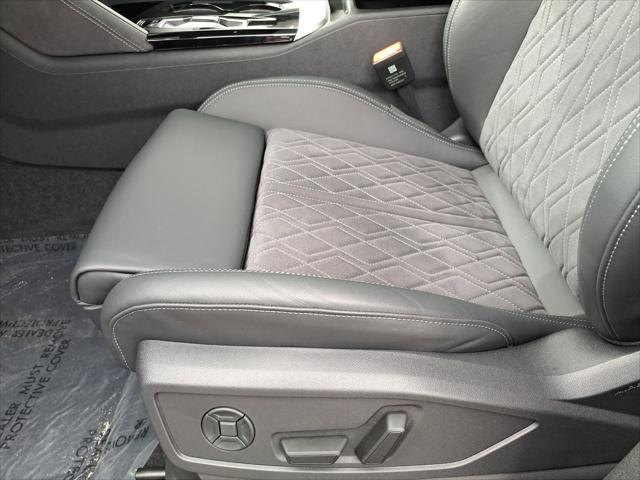 2025 Audi SQ5 Premium Plus TFSI quattro S tronic