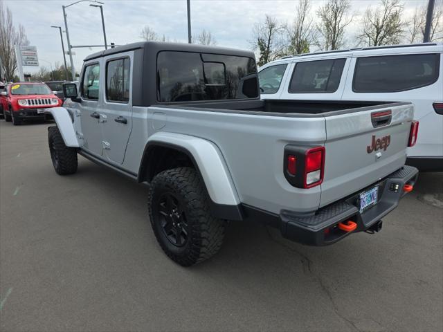 2022 Jeep Gladiator Sport