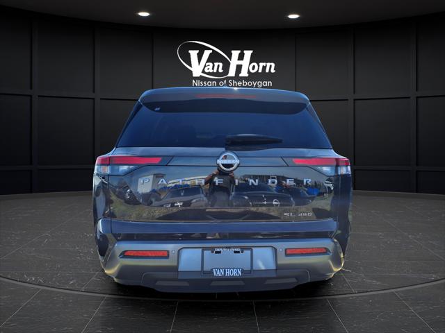 2026 Nissan Pathfinder SL