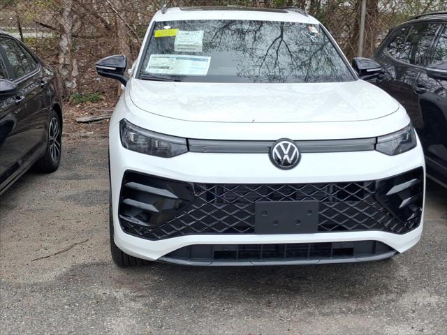2026 Volkswagen Tiguan SE R-Line Black