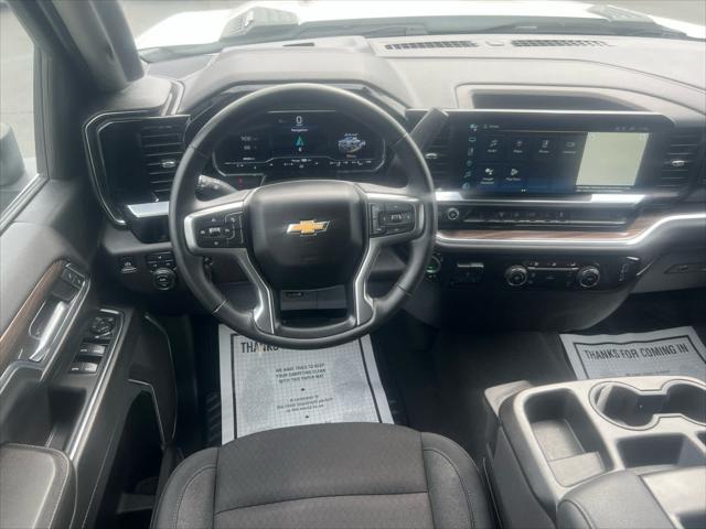 2024 Chevrolet Silverado 2500HD 4WD Crew Cab Standard Bed LT