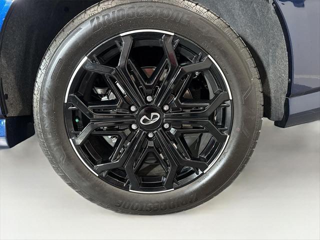2026 INFINITI QX80 LUXE AWD