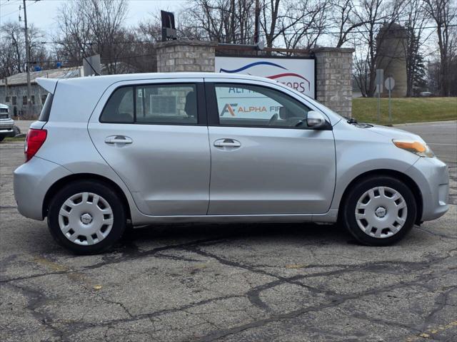 2009 Scion xD Base 4dr Hatchback 4A