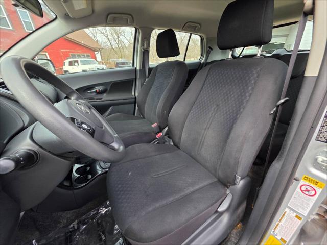 2009 Scion xD Base 4dr Hatchback 4A