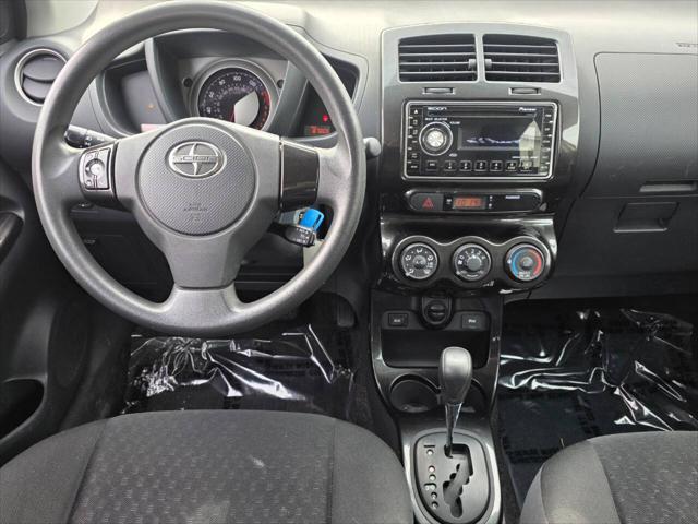 2009 Scion xD Base 4dr Hatchback 4A