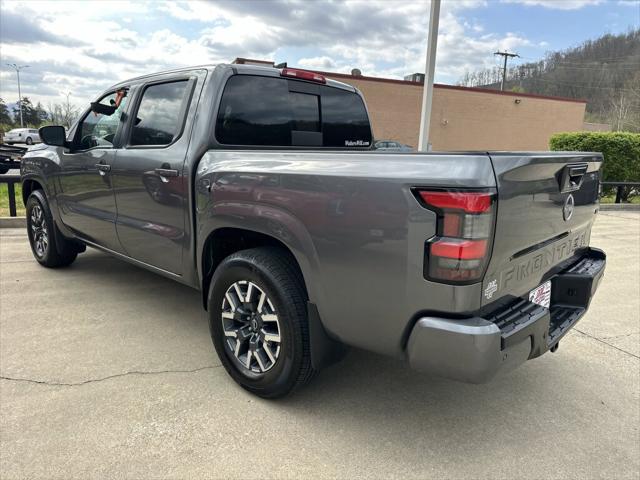 2024 Nissan Frontier Crew Cab SL 4x2