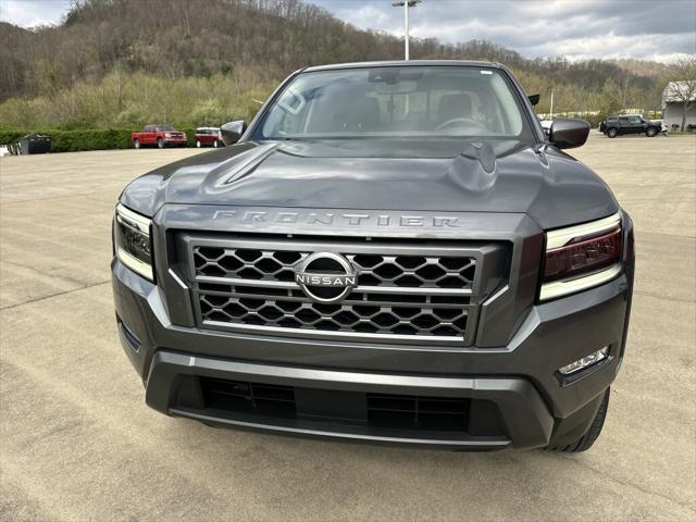 2024 Nissan Frontier Crew Cab SL 4x2