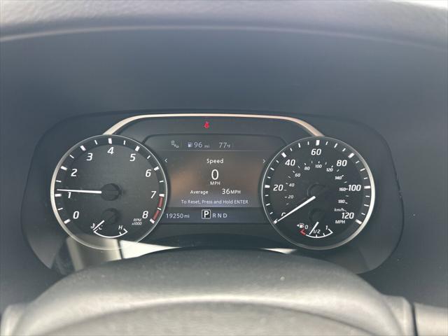 2024 Nissan Frontier Crew Cab SL 4x2