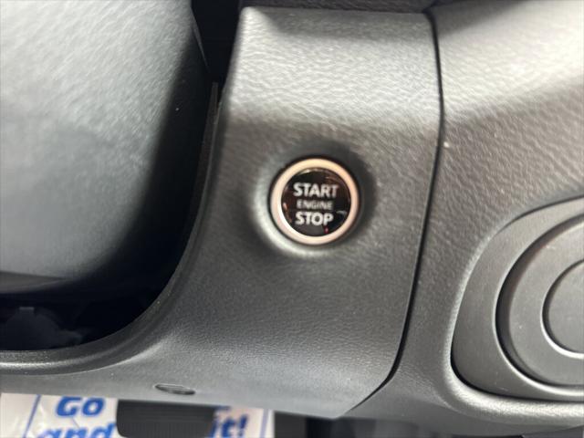 2024 Nissan Frontier Crew Cab SL 4x2
