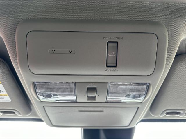 2024 Nissan Frontier Crew Cab SL 4x2