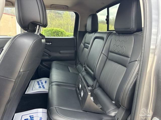 2024 Nissan Frontier Crew Cab SL 4x2