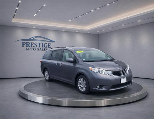 2015 Toyota Sienna XLE MINIVAN 4D