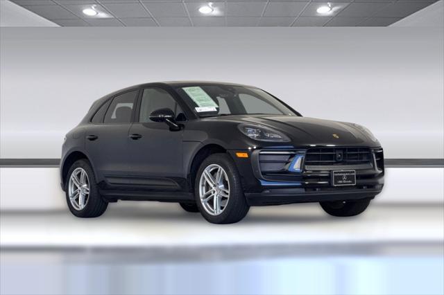 2024 Porsche Macan Unknown