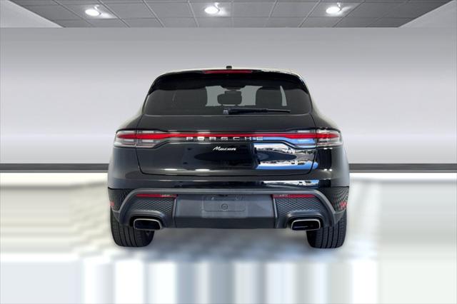 2024 Porsche Macan Unknown