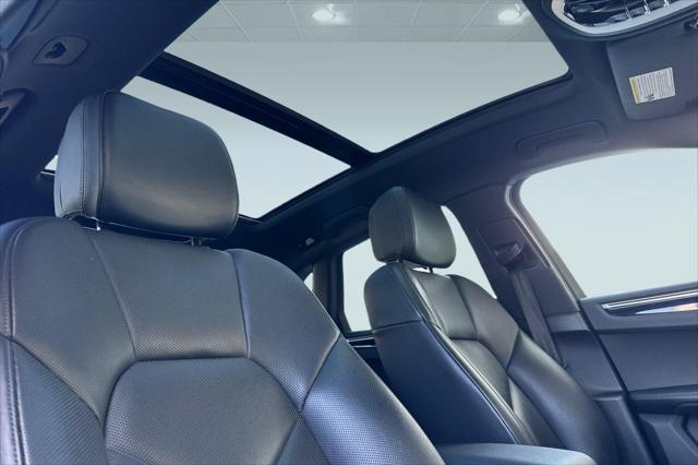 2024 Porsche Macan Unknown