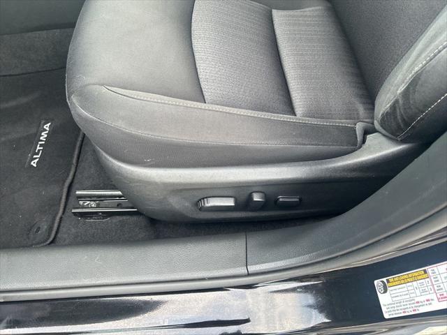 2023 Nissan Altima SV FWD