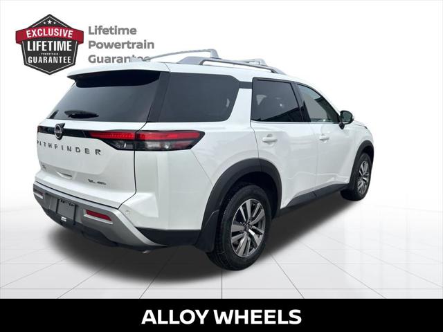 2025 Nissan Pathfinder SL 4WD