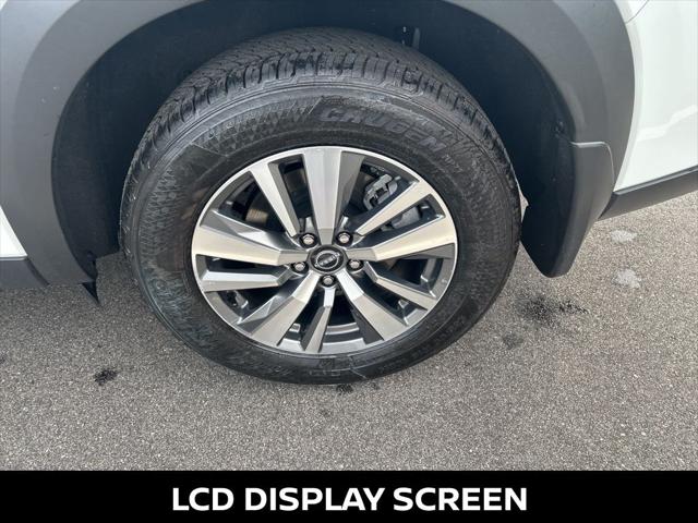 2025 Nissan Pathfinder SL 4WD
