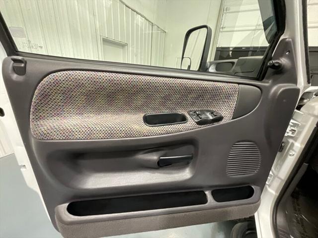 2001 Dodge Ram 2500 ST