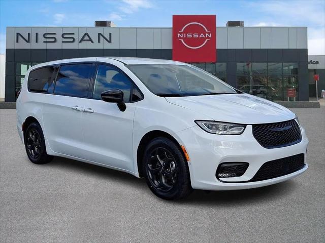 2024 Chrysler Pacifica Hybrid S Appearance Pkg for sale in Freehold, NJ