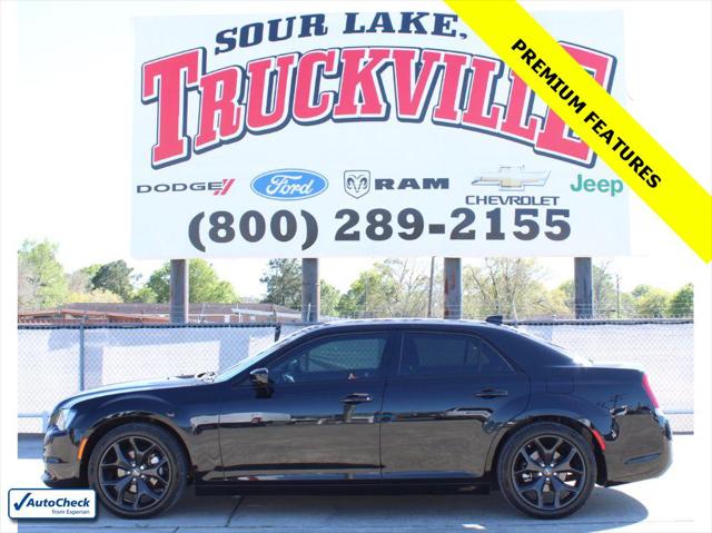 2022 Chrysler 300 Touring for sale in Sour Lake, TX