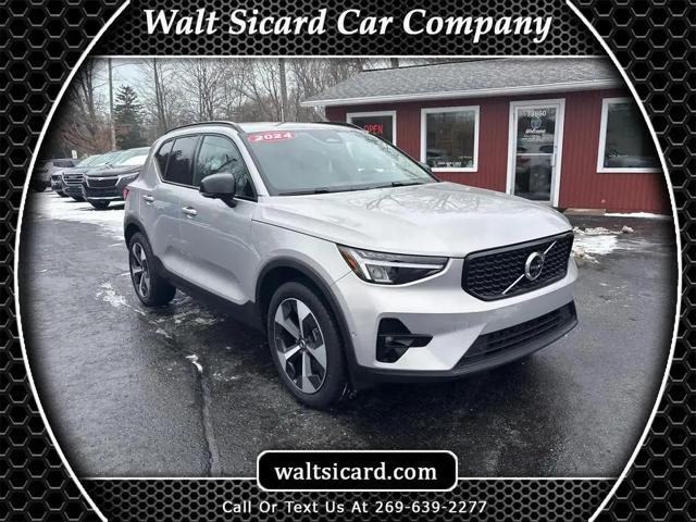 2024 Volvo XC40 B5 Plus Dark Theme for sale in South Haven, MI