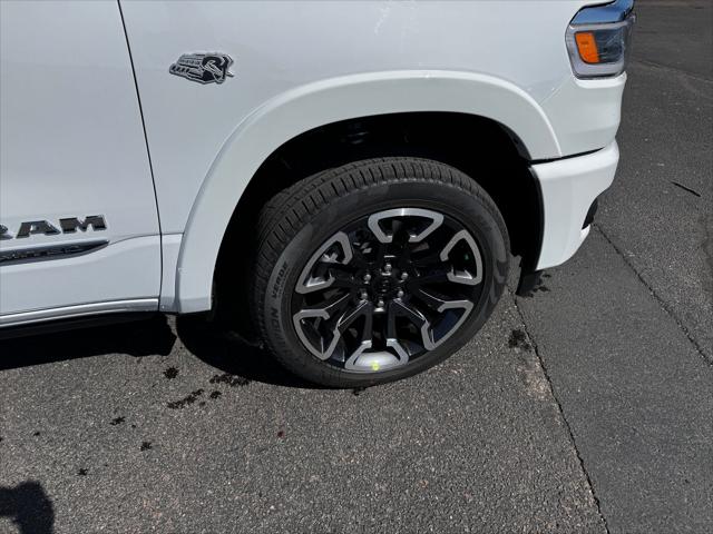 2026 RAM Ram 1500 RAM 1500 LIMITED CREW CAB 4X4 57 BOX