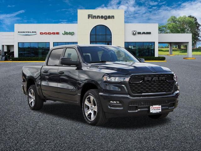 2026 RAM 1500 RAM 1500 EXPRESS CREW CAB 4X2 57 BOX