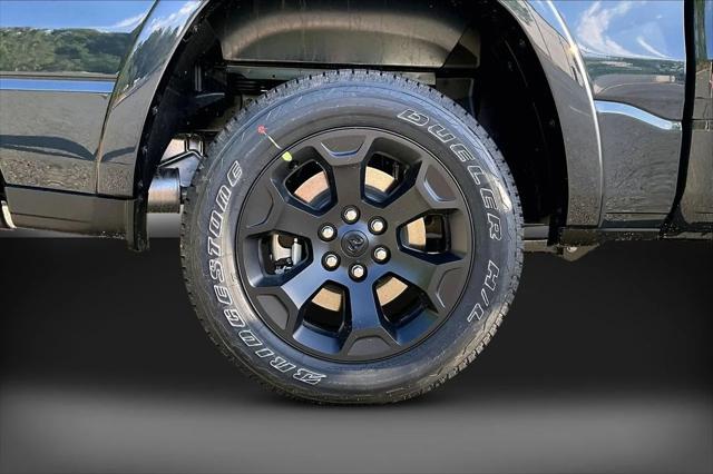 New 2026 Forged Blue Metallic Exterior Paint RAM BIG HORN image 32