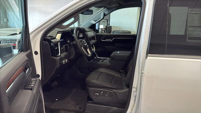 2026 GMC Sierra 3500HD Crew Cab, Long Bed, Denali, 4WD