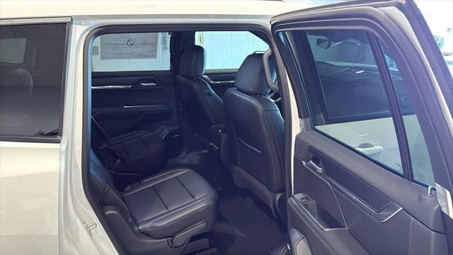 2026 GMC Acadia Elevation AWD
