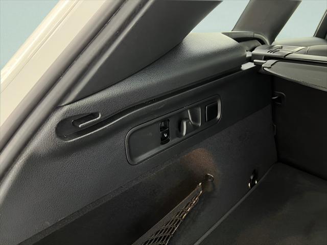 2025 Mercedes-Benz GLC 4MATIC