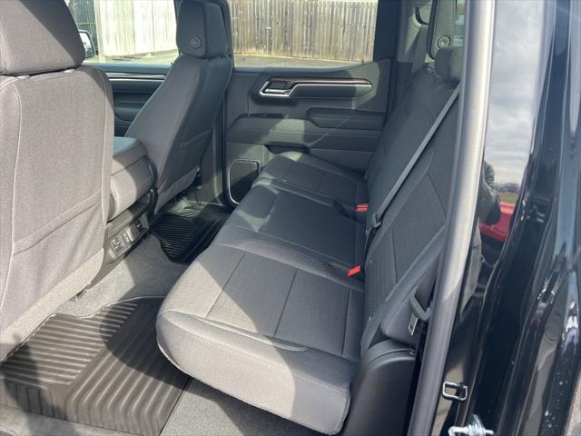 2026 Chevrolet Silverado 1500 4WD Crew Cab Short Bed LT with 2FL
